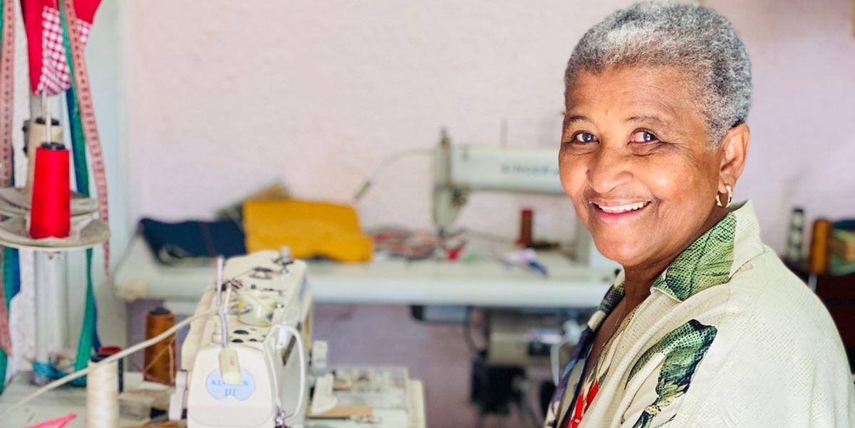 Hoje com 70 anos, Conceição cria peças em patchwork: muito mais que ganho financeiro (Arquivo pessoal)