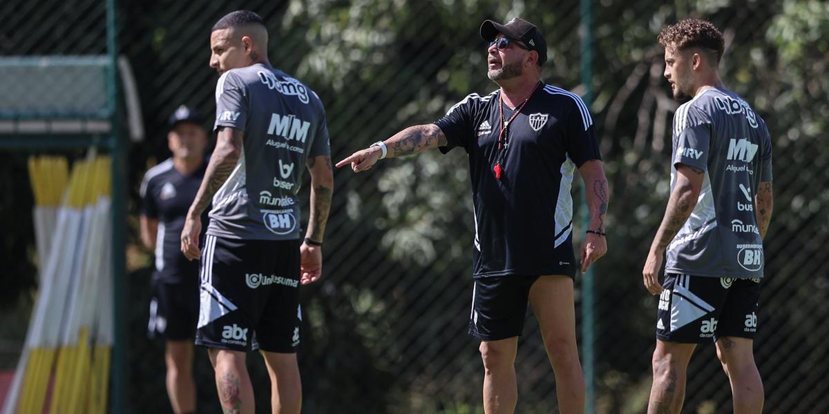 Turco terá apenas dois desfalques para o jogo com o Cuiabá (Pedro Souza / Atlético)