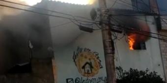 Criança coloca fogo na própria casa por acidente em BH (Reprodução / Redes Sociais)