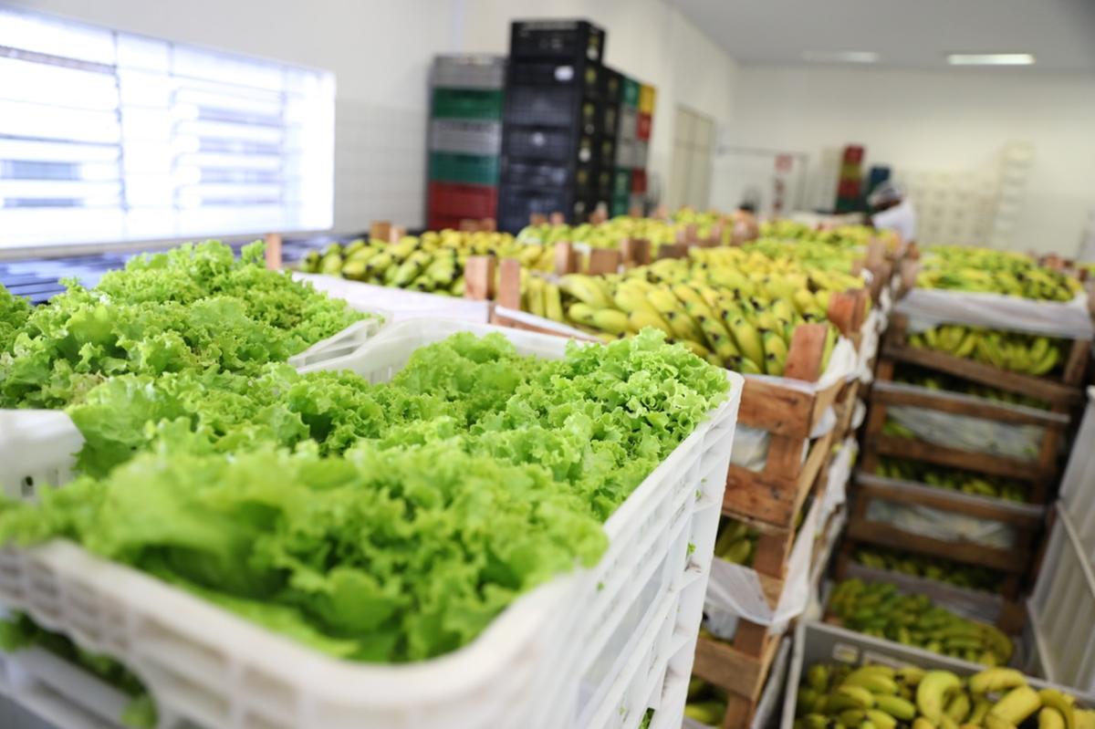 Estima-se que cerca de 5 mil pessoas são beneficiadas semanalmente com as doações (Divulgação PBH)