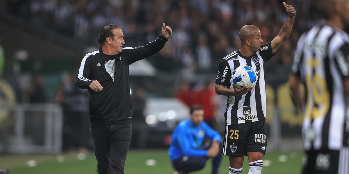 Cuca vai tentar primeira vitória do Atlético após sua volta neste domingo (Pedro Souza / Atlético)