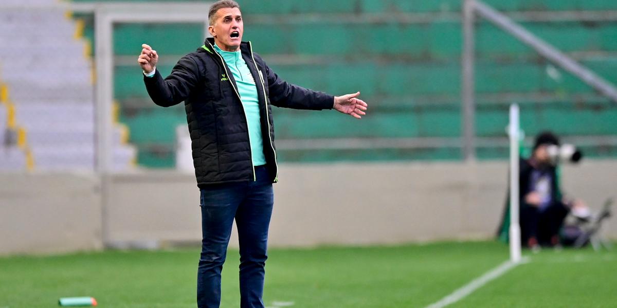 Mancini espera por, pelo menos, mais um reforço do América nessa janela de transferências (Mourão Panda / América)