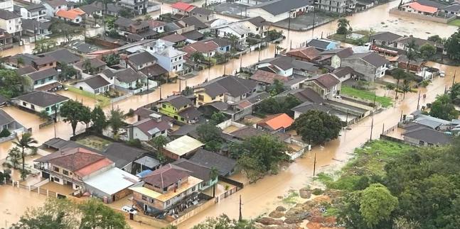 Joinville, cidade do Norte catarinense após passagem de ciclone (Prefeitura de Joinville/Divulgação)