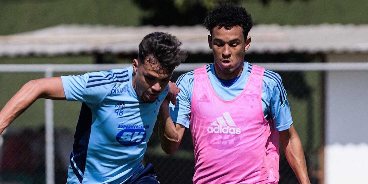 Atacante se tratou de uma lesão no púbis na Toca da Raposa (Gustavo Aleixo/Cruzeiro)