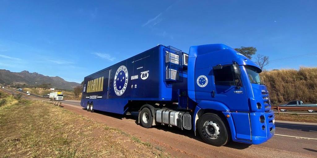 Caminhão personalizado do Cruzeiro vai percorres as cidades do interior de Minas Gerais (Divulgação/Cruzeiro)
