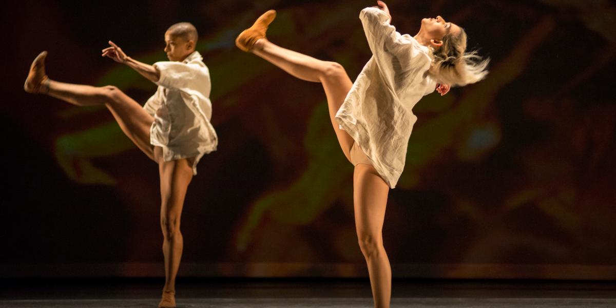 Pela primeira vez em sua história, companha refaz uma coreografia inteira (José Luiz Pederneiras/Divulgação)
