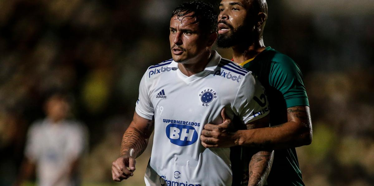 Edu marcou o gol do Cruzeiro no primeiro minuto de jogo (Thomás Santos/Staff Images)