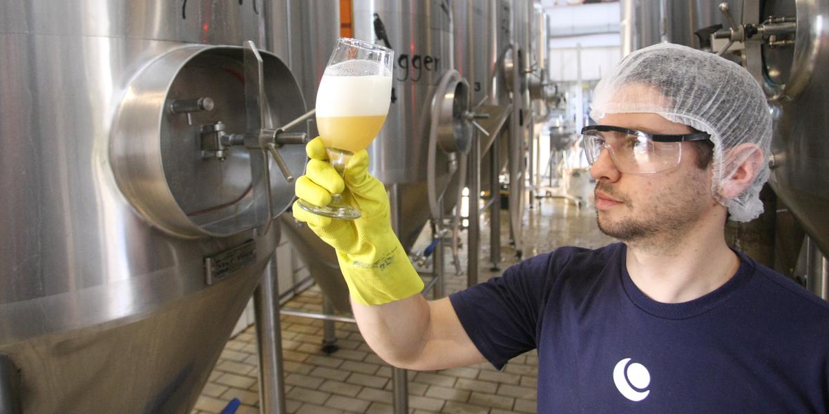 Minas tem um mercado muito promissor, principalmente por ter um diferencial: a criatividade na elaboração das cervejas, segundo Marco Falcone, da Falke Bier (Maurício Vieira)