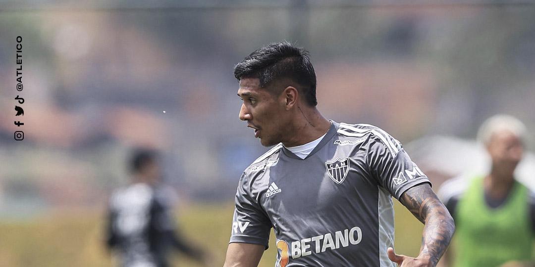 Zaracho não teve lesão constatada, mas estava realizando atividades físicas para tratar um desconforto muscular. (Divulgação/Atlético)