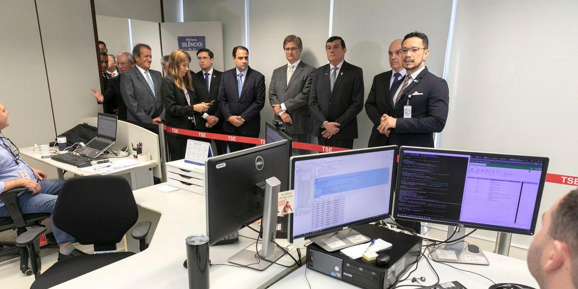 (Alejandro Zambrana/Secom/TSE)
