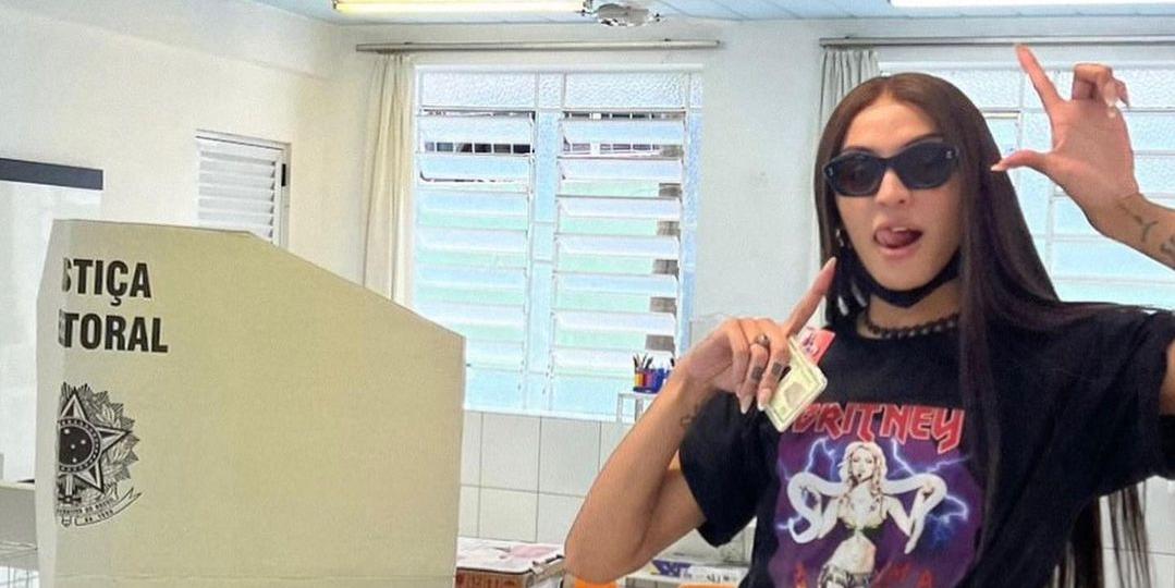 A cantora Pabllo Vittar votou em um colégio de Uberlândia (Reprodução/Instagram)