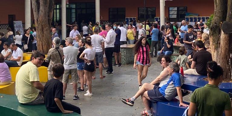 Filas para votar no Colégio Santo Agostinho, em BH (Luciane Amaral/Hoje em Dia)