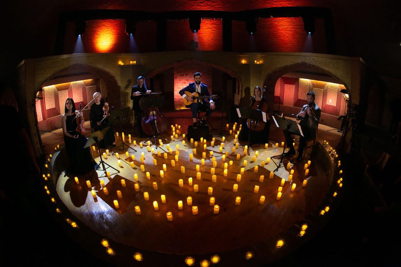 Grupo DoContra faz concerto à luz de vela neste sábado, com