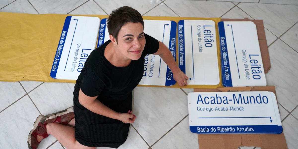 Entre 2018 e 2021, Isabela Prado realizou uma intervenção urbana permanente nas ruas da capital mineira (Aline Xavier/Divulgação)