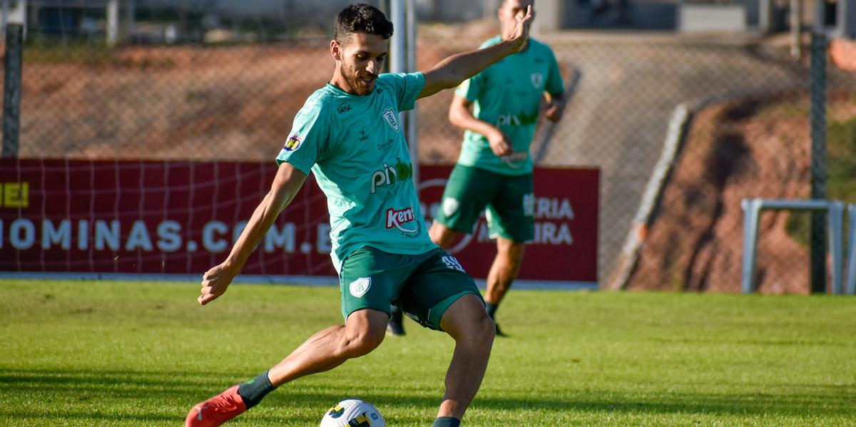 (João Zebral / América)