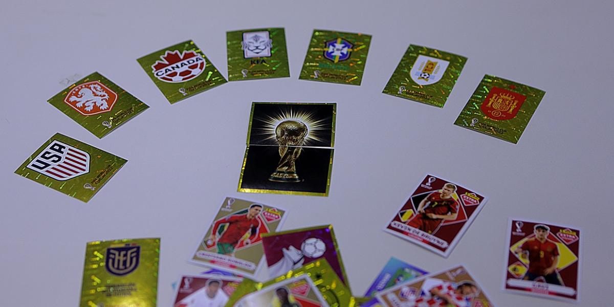 O álbum da Copa do Mundo é distribuído pela Panini e foi lançado no dia 18 de agosto. (Fernando Michel/Hoje em Dia)