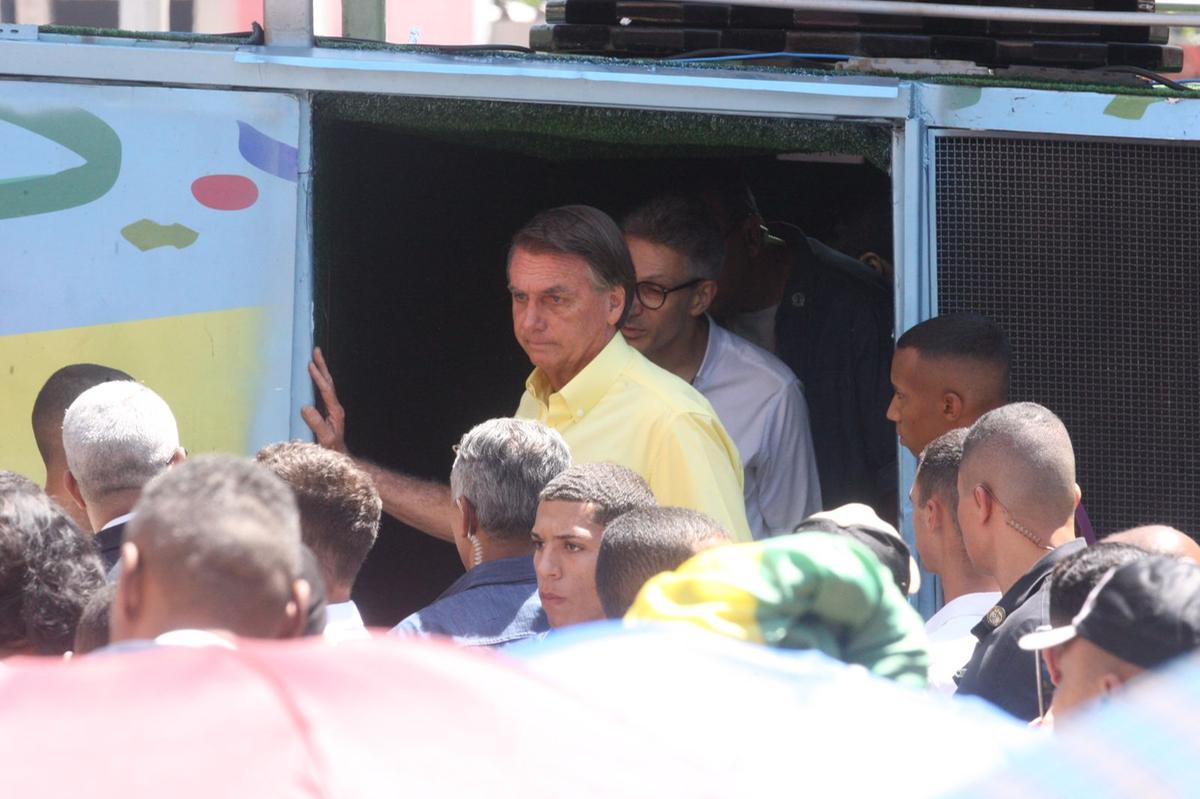 Chegada do presidente Jair Bolsonaro (PL) a evento de igreja evangélica de BH nesta quarta-feira (Lucas Prates/Hoje em Dia)