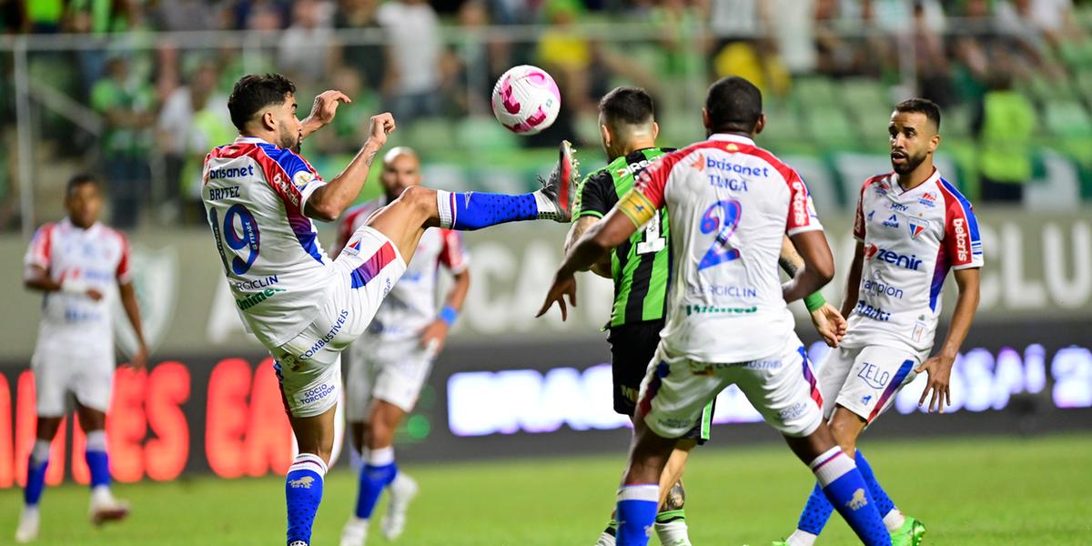 América não conseguiu superar a defesa do Fortaleza, no último sábado (Mourão Panda / América)