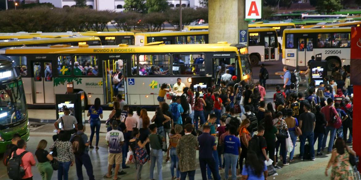 Locais que ofereceram gratuidade no 1° turno terão que oferecer no 2º (Fabio Rodrigues Pozzebom / Agência Brasil)