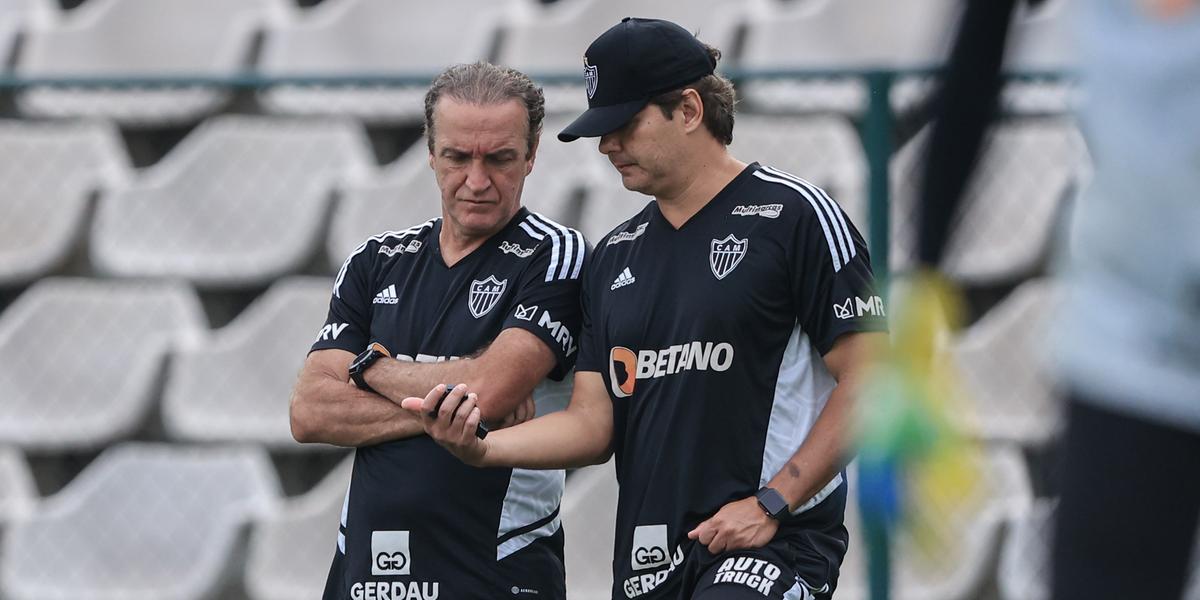 Após ser chamado de "mercenário", Cuca precisa retomar confiança da torcida (Pedro Souza/Atlético)