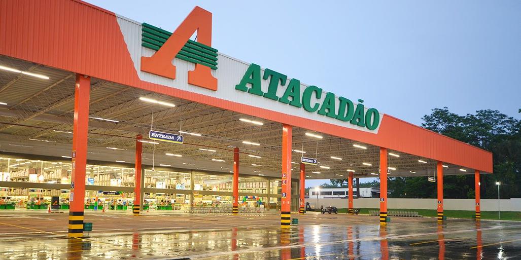 Empresa atacadista oferece 100 vagas de auxiliares a repositores para trabalho em Contagem, na RMBH (Atacadão / Divulgação)
