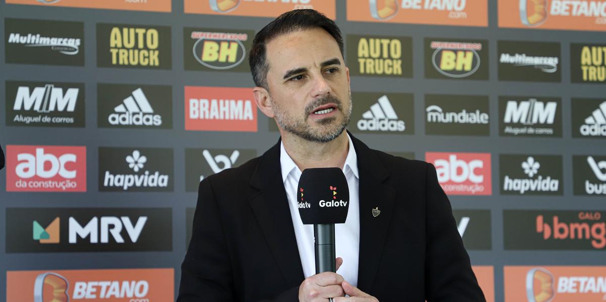 Rodrigo Caetano já analise novos nomes para comandar o Atlético em 2023 (Bruno Sousa/Atlético)