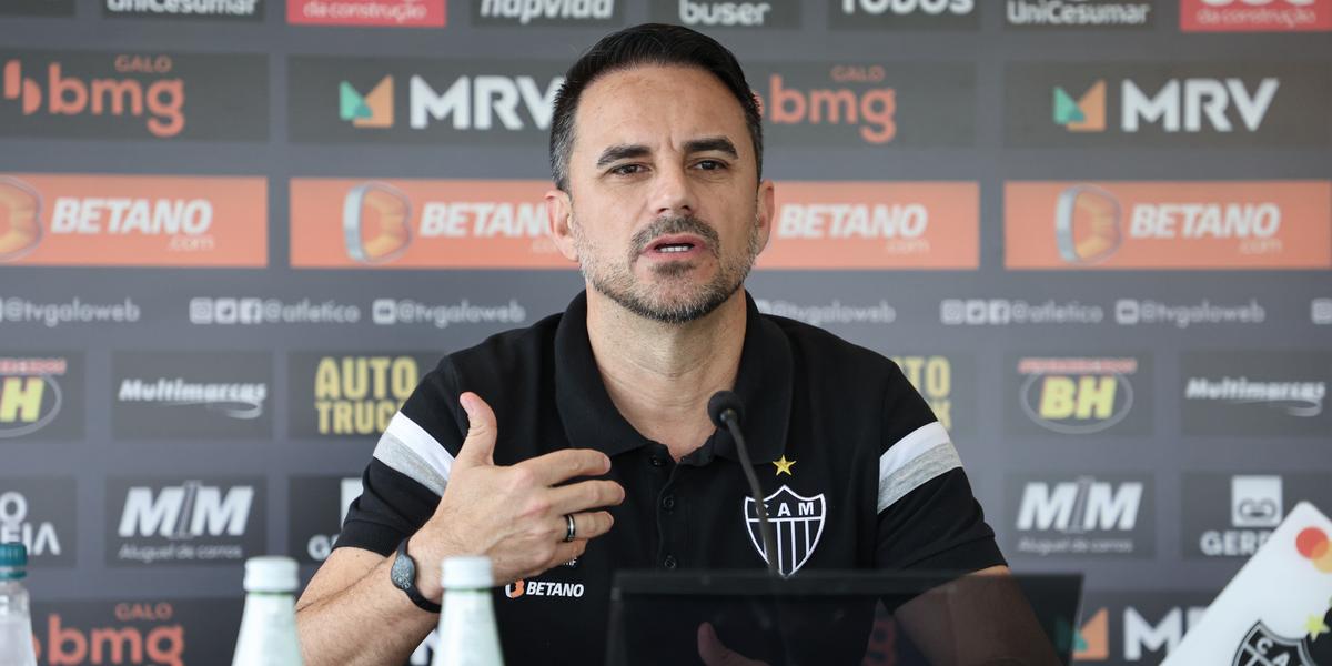 Rodrigo Caetano pretender cumprir contrato com o Atlético, que vai até 2026 (Pedro Souza/Atlético)