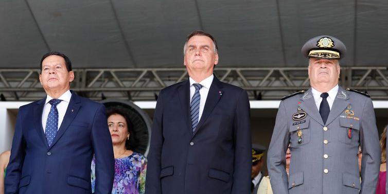 Presidente Bolsonaro participa de primeiro evento público após resultados das eleições