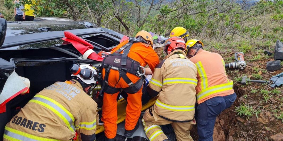 (Corpo de Bombeiros)