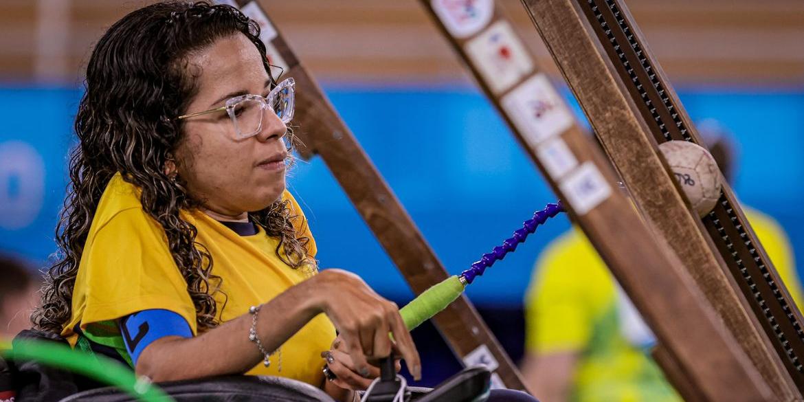 Evelyn Oliveira é o destaque com vitória elástica (Wander Roberto - CPB - Direitos Reservados)