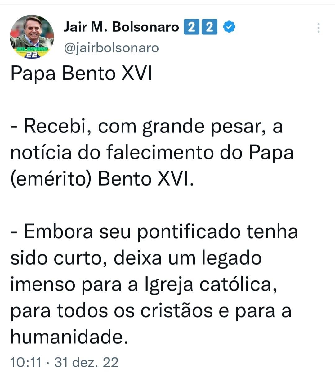 Bolsonaro e Lula lamentam a morte do Papa Emérito Bento XVI