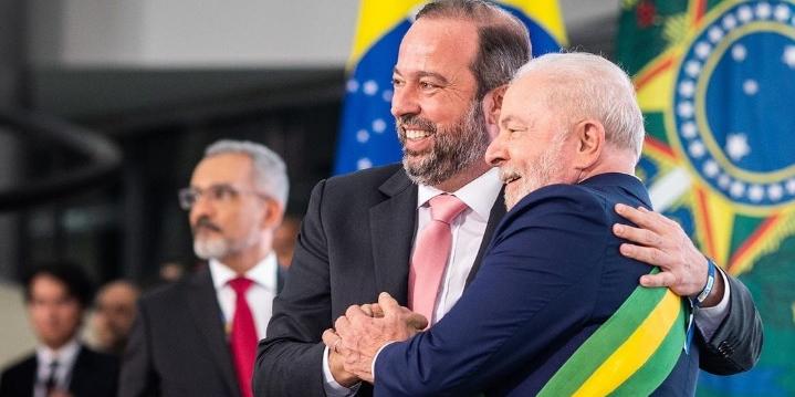 Alexandre Silveira foi empossado como ministro de Minas e Energia do governo Lula (@pedrogontijoc/divulgação)