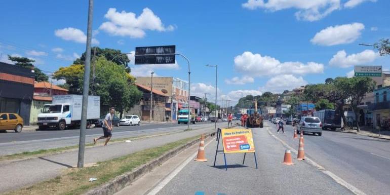 PBH intensifica trabalho de manutenção e recuperação de vias na capital para tapar buracos e evitar prejuízo para motoristas (PBH / Divulgação)