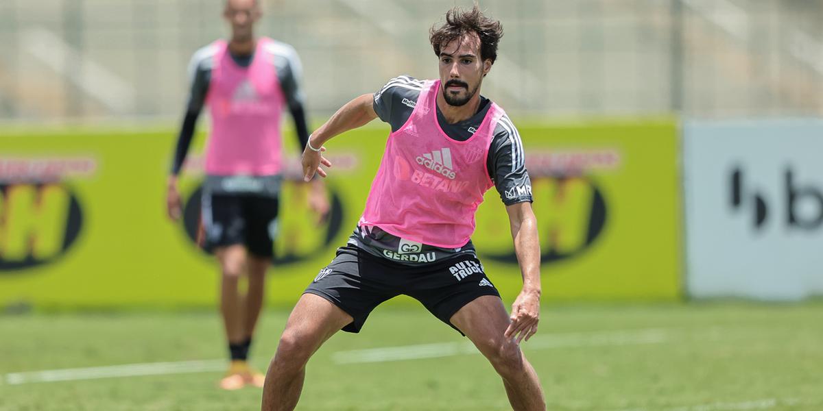 Assim como todos os outros reforços anunciados, Igor Gomes já pode estrear pelo Galo (Pedro Souza/Atlético)