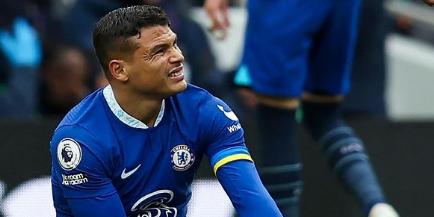Zagueiro Thiago Silva se machucou no clássico contra o Totteham, no domingo passado (Reprodução/ Instagram Chelsea)