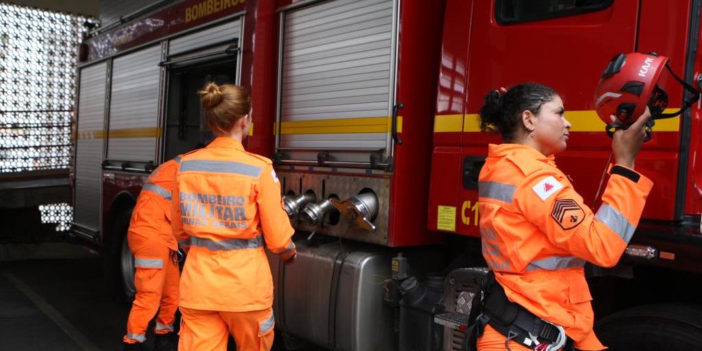 Concurso dos bombeiros em Minas não terá distinção de vagas para homens e mulheres pela 1ª vez