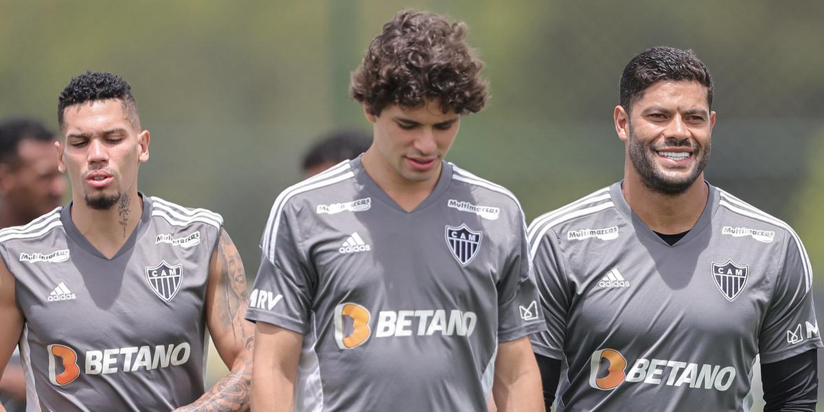 Dodô deve ser substituido por Rubens, enquanto Hulk e Paulinho devem atuar a depender da condição física (Pedro Souza/Atlético)