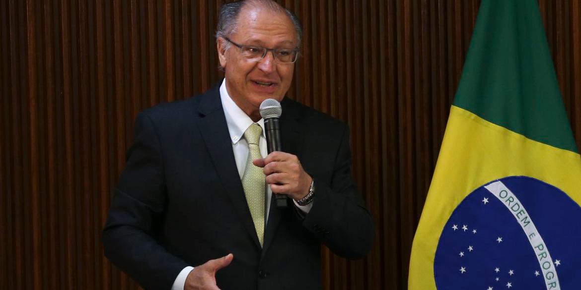 "A reforma reduz custo para pagar imposto", alerta Alckmin (José Cruz/Agência Brasil)