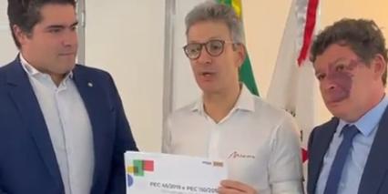 (Redes Sociais)