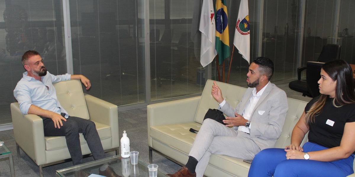 Leônidas Oliveira, Matheus Aquino e Joseane Azevedo (Divulgação)