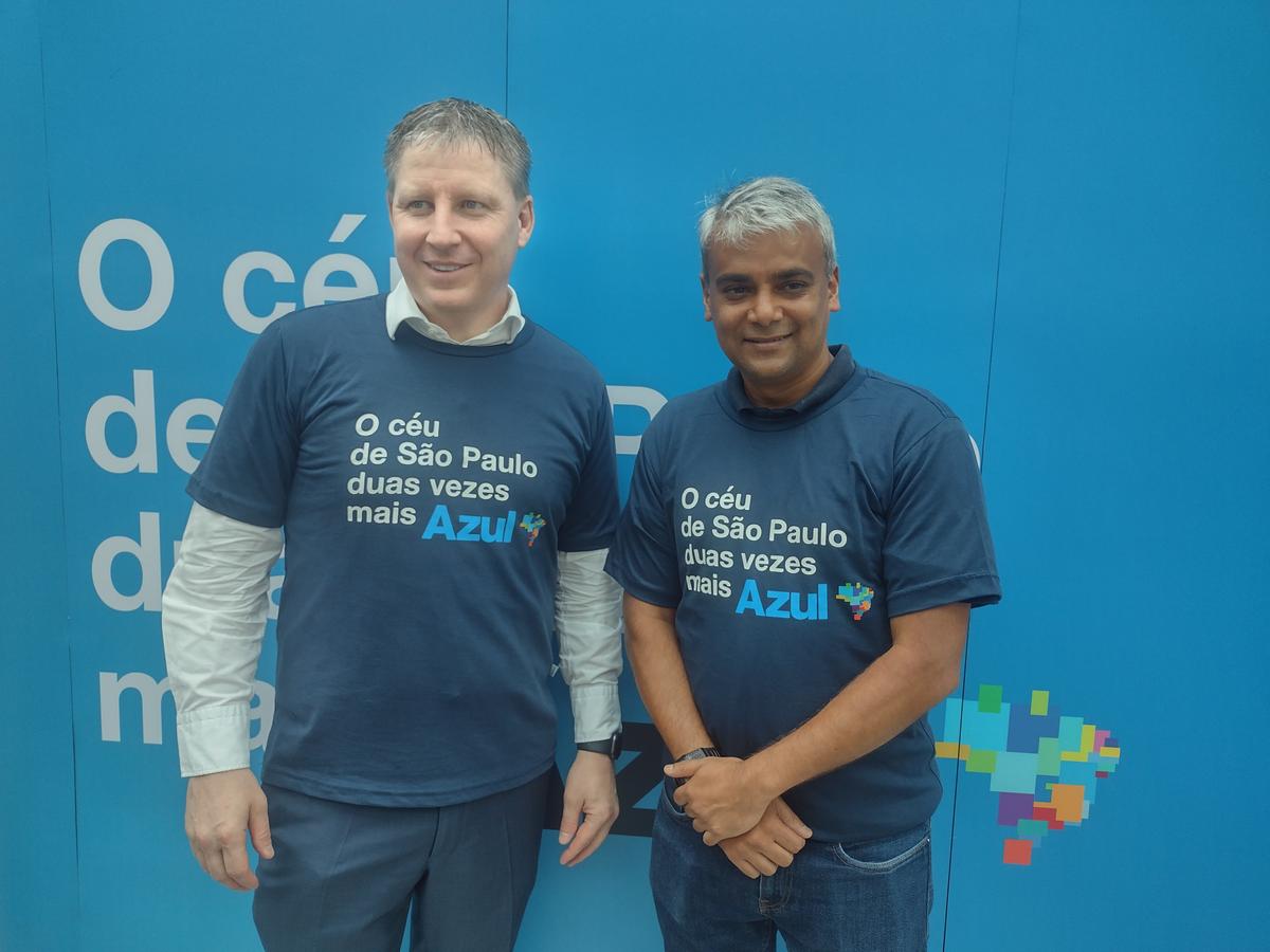 John Rodgerson, CEO da Azul, e o presidente da companhia, Abhi Shah (Sérgio Moreira)