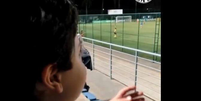 Cruzeiro posta vídeo no dia Mundial da Conscientização sobre o Autismo (Reprodução / Twitter Oficial Cruzeiro)