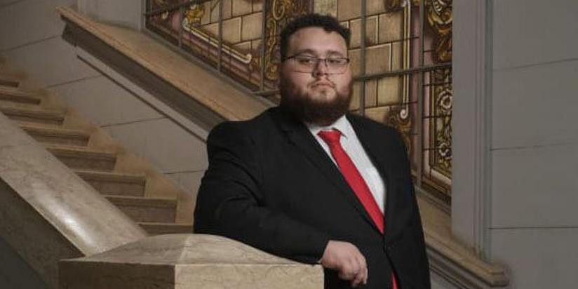 Universitário Silvano Furtado da Costa e Silva, de 23 anos, estava no 8º período da Faculdade de Direito da Universidade de São Paulo (USP), quando teve seu diagnóstico de autismo (Arquivo pessoal/reprodução Agência Brasil)