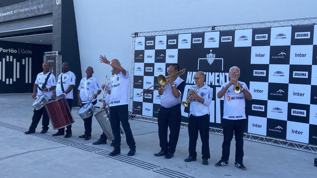 Charanga do Galo recepciona torcedores na inauguração da Arena MRV (Fernando Michel/Hoje em Dia)