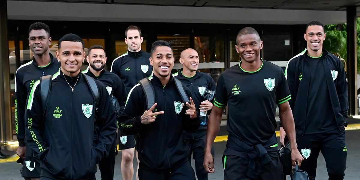Delegação já está no estádio para encarar o Defensa y Justicia (Mourão Panda/América)