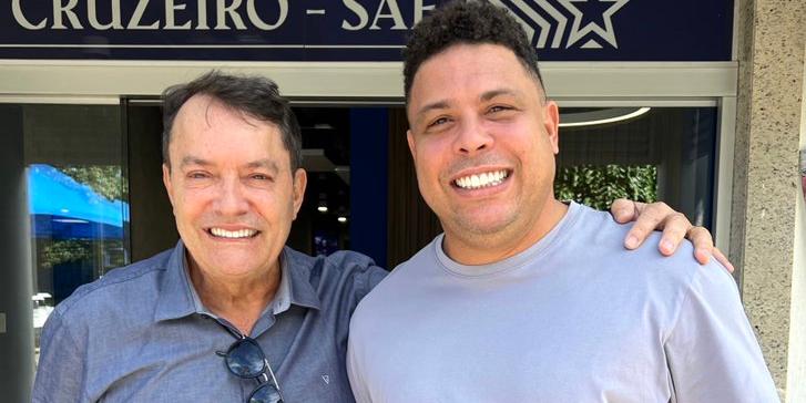 Ronaldo e Pedrinho se encontram na Toca da Raposa II (Reprodução / Twitter Ronaldo Fenômeno)