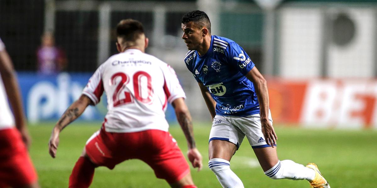 No último encontro em BH, goleada cruzeirense por 4 a 0, resultado válido para a classificação nesta terça (Divulgação/Cruzeiro)