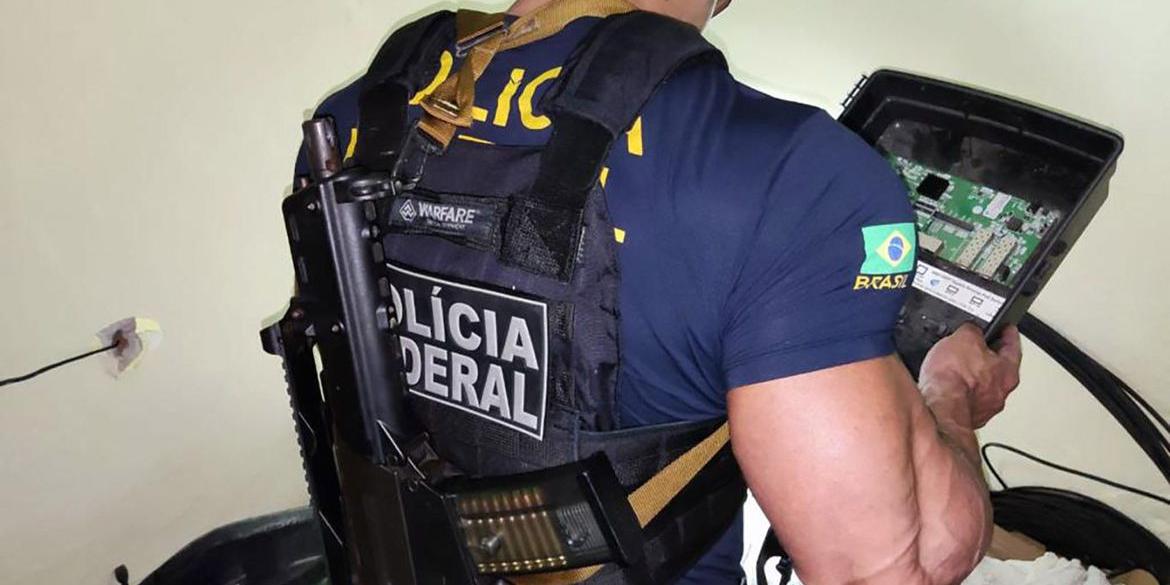 (PF/RJ)