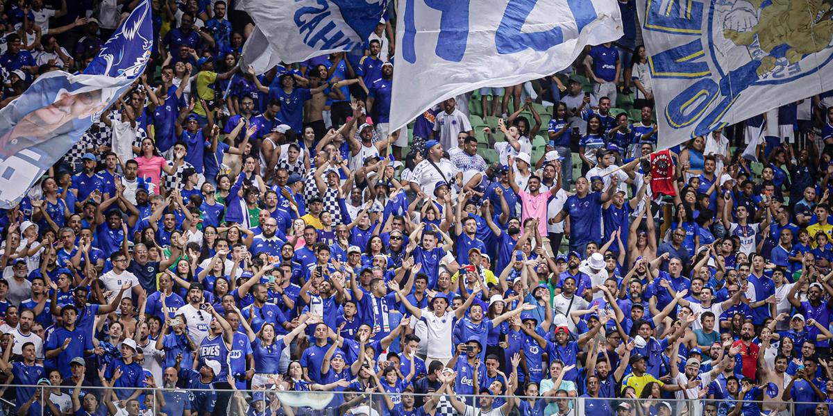 Torcida Celeste vai lotar o Mineirão contra o Fluminense (Cris Mattos /STAFF IMAGES / CRUZEIRO)