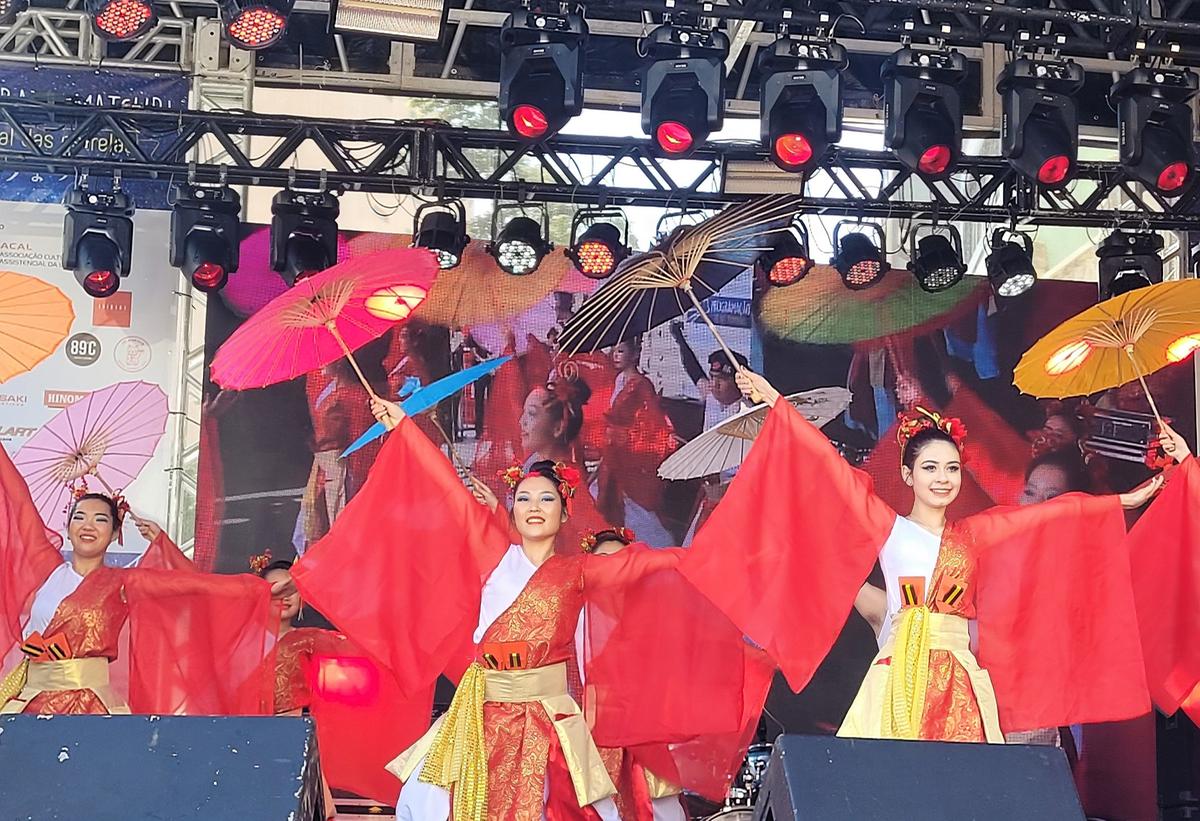 Maior evento japonês de rua do mundo, o Tanabata Matsuri, que acontece há mais de 40 anos na Praça da Liberdade-Japão (Divulgação/ACAL)